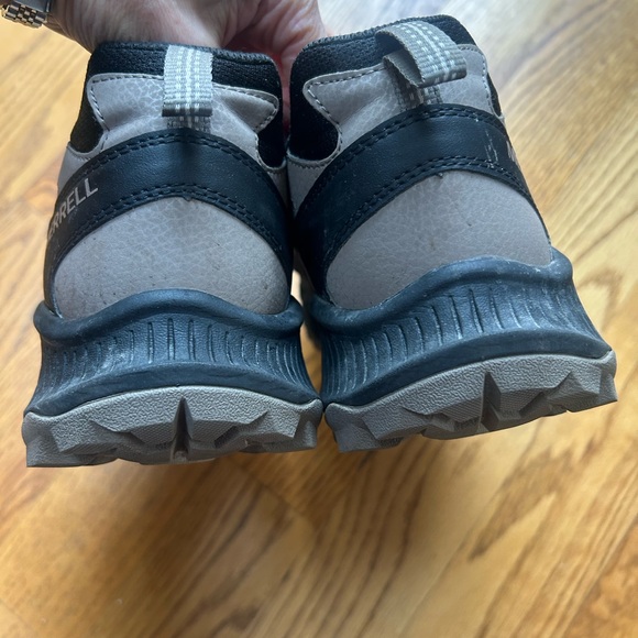 Merrell Men's Black and Gray Trail Hiking Shoes - Picture 3 of 5